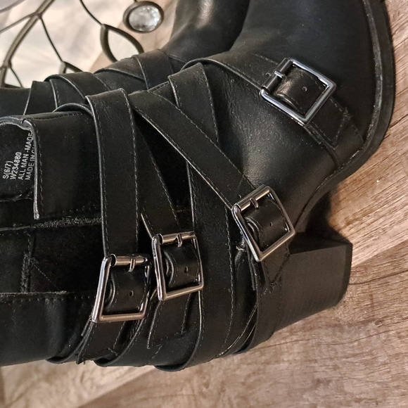 Etc! buckle booties w/side zip - Picture 2 of 9